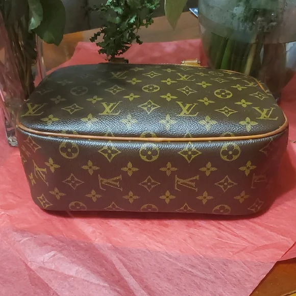 Louis Vuitton Trouville Monogram Satchel - Picture 4 of 12